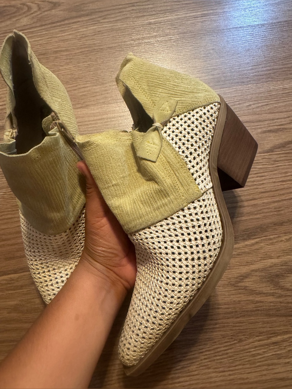 Casta Boots - Picture 10 of 11